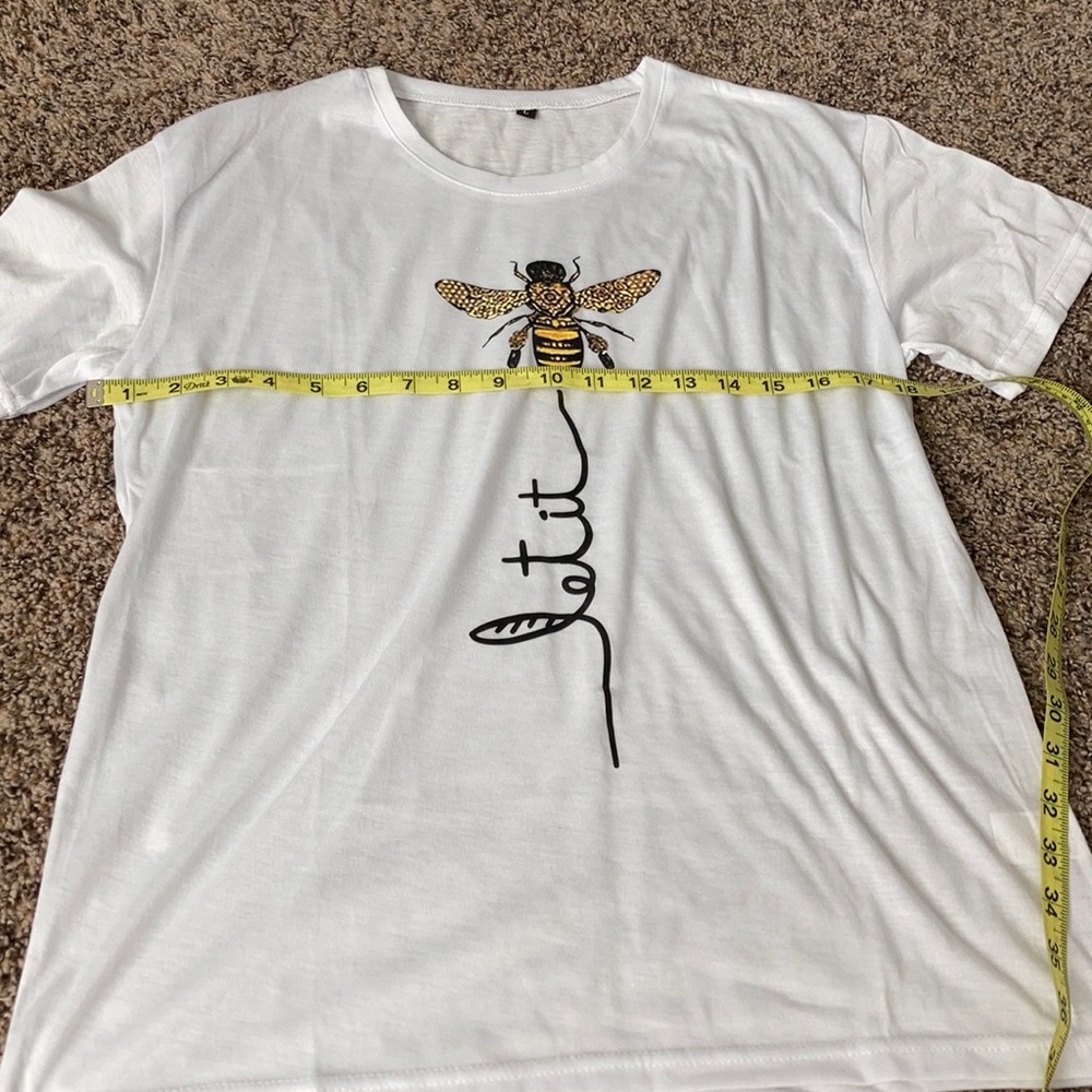 Let it 🐝 tee! - Picture 3 of 3